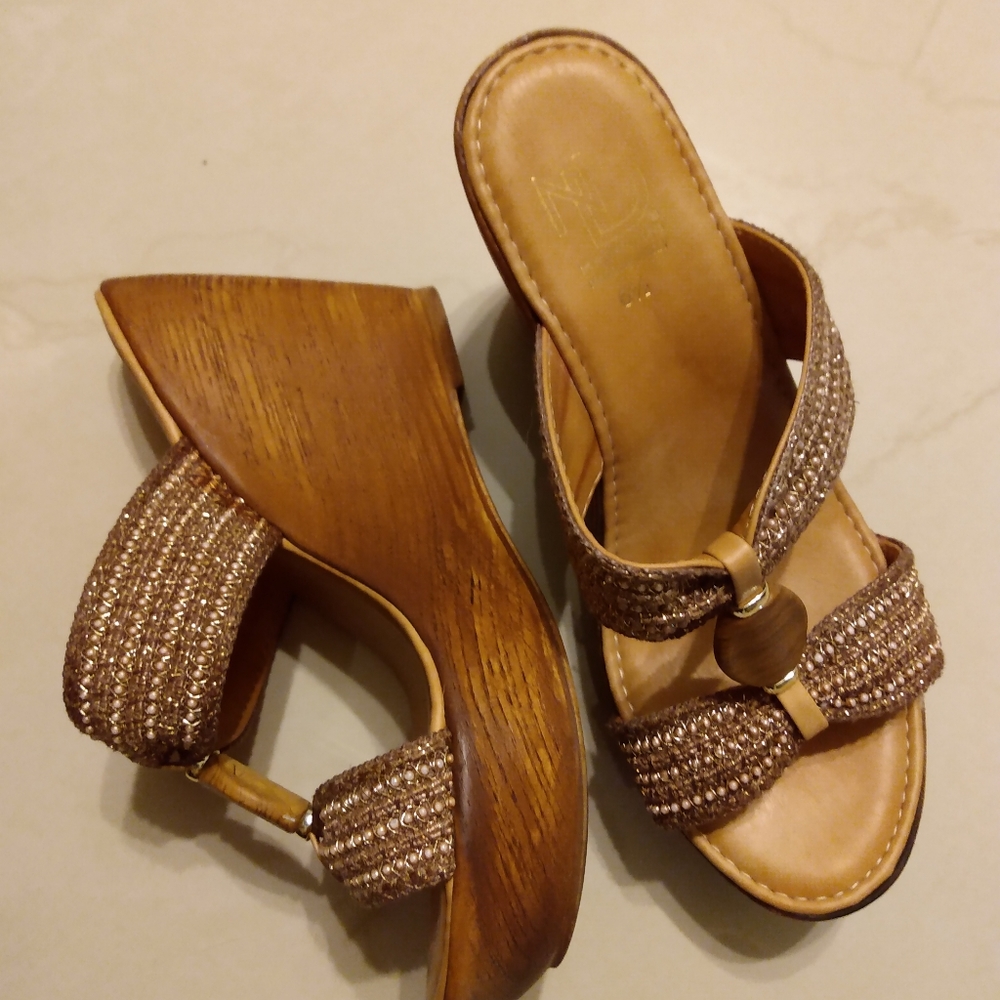 New Directions wedges